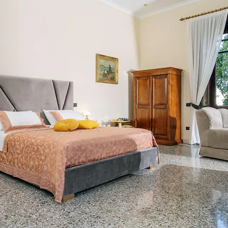 Agostino Luxury 4*