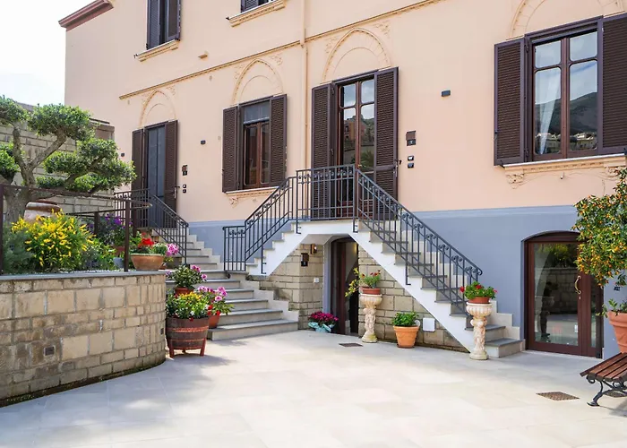 Agostino Luxury 3* Vico Equense